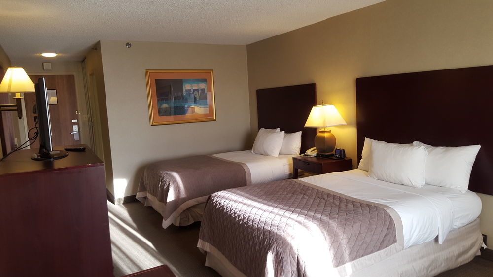 Готель Ramada Plaza By Wyndham Atlanta Airport College Park Екстер'єр фото